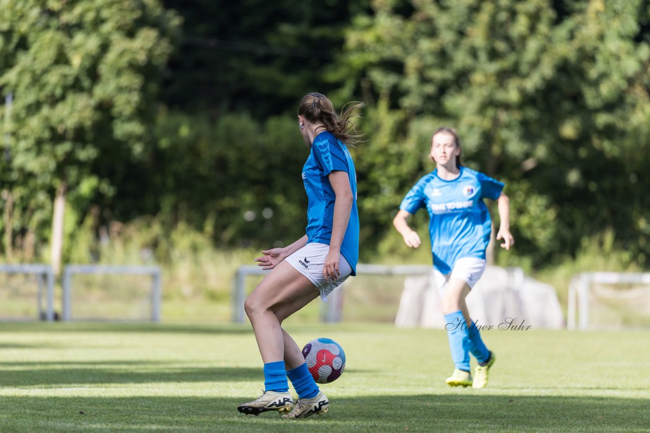 Bild 122 - wBJ VfL Pinneberg - Komet Blankenese : Ergebnis: 2:2